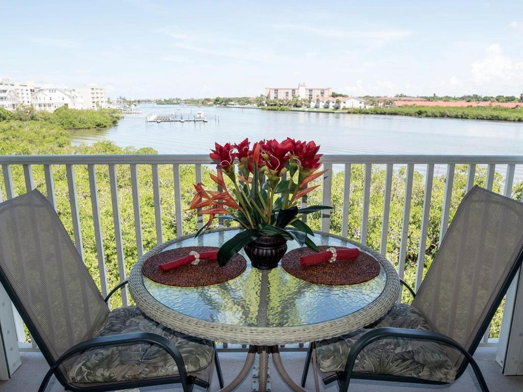 Gulf Retreat 2: Magnificent Water Views, Steps To Beach, None Cleaner, None Nicer! Clearwater Beach Exteriér fotografie