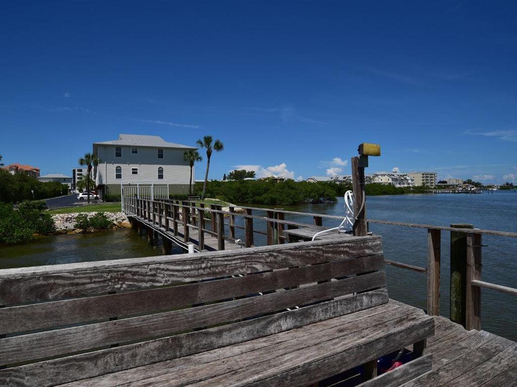 Gulf Retreat 2: Magnificent Water Views, Steps To Beach, None Cleaner, None Nicer! Clearwater Beach Exteriér fotografie
